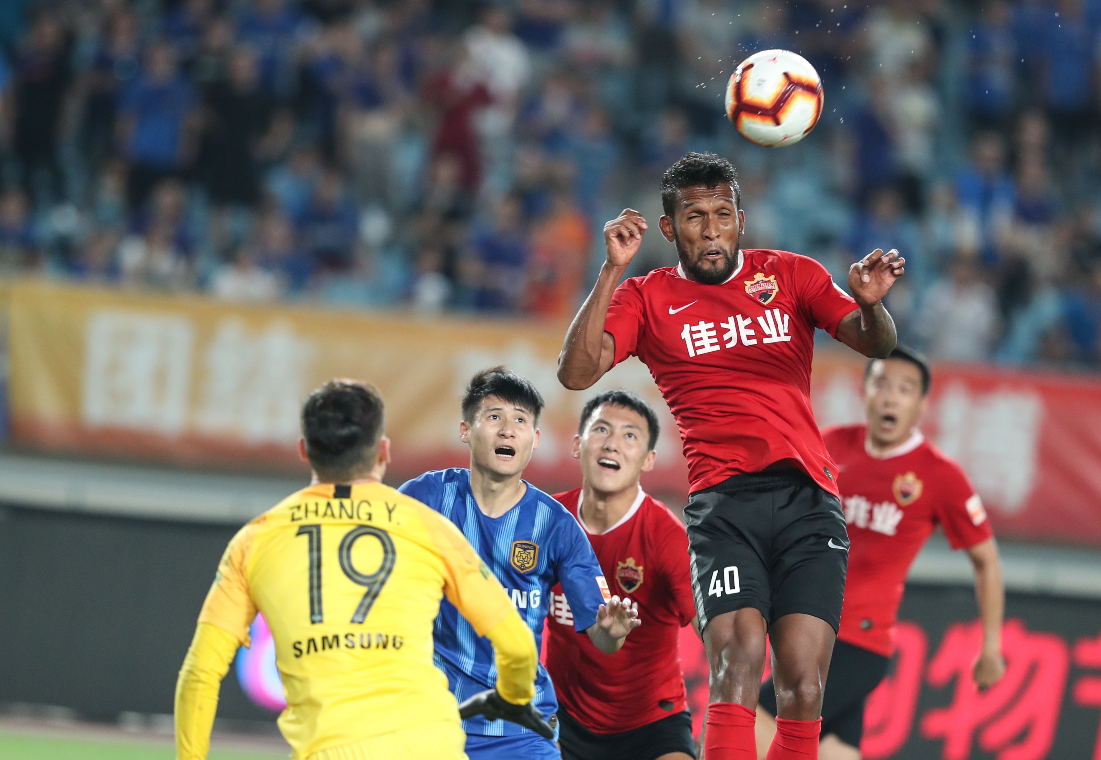 非洲杯前瞻：埃及视争冠为唯一目标，津巴布韦主力中场缺阵（非洲杯前瞻：埃及志在夺冠，津巴布韦中场核心缺阵）