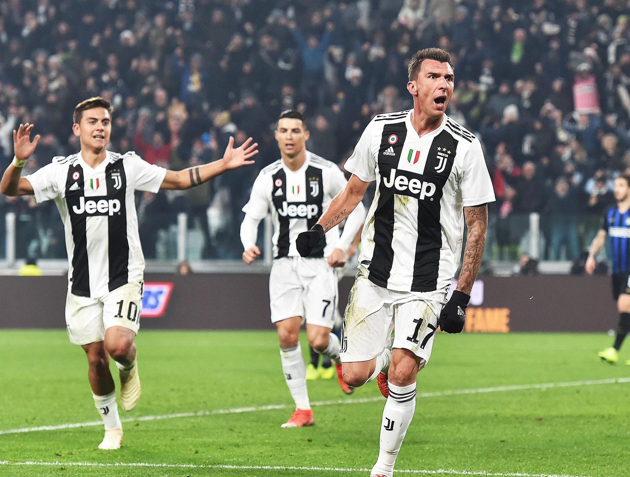 詹姆斯关键上篮助球队锁胜（詹姆斯末节关键上篮锁定胜局）