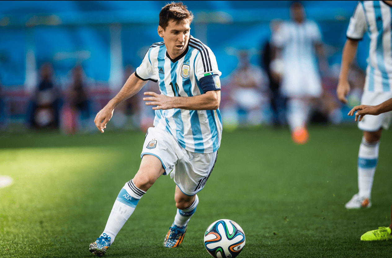 索尔巴肯：圣西罗为哈兰德鼓掌是顶级礼遇；挪威将进入新时代（索尔巴肯：圣西罗向哈兰德致敬的掌声堪称最高礼遇，挪威足球迈入新纪元）