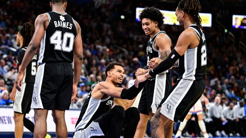 客场对贝蒂斯上半场就上演帽子戏法，费兰是西甲历史第一人（费兰客战贝蒂斯半场戴帽，成西甲历史第一人）