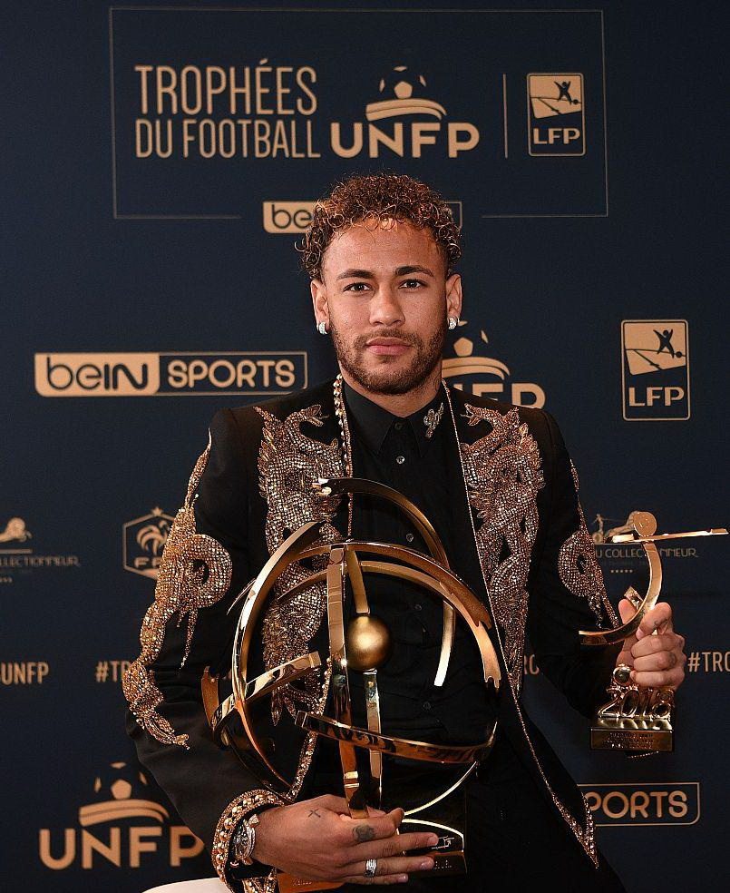 弗洛伦齐谈罗马vs那不勒斯争议判罚：拉赫马尼没有对科内犯规（弗洛伦齐评罗马战那不勒斯判罚争议：拉赫马尼未对科内犯规）